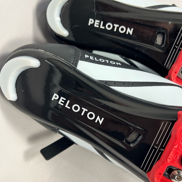 Peloton Black White Cycling Shoes with Red Cleat Accent - Picture 12 of 12